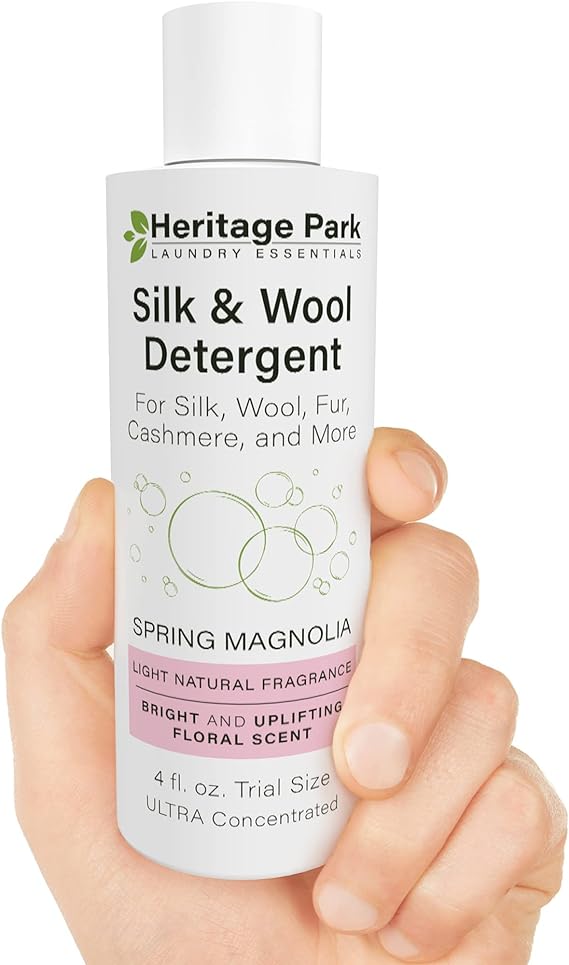 Heritage Park Silk & Wool Fragrance Free, Hypoallergenic, pH-Neutral Laundry Detergent - Dermatologist-tested, Sensitive Skin-Friendly, Enzyme-Free, Concentrated Up to 128 loads (64 fl oz)