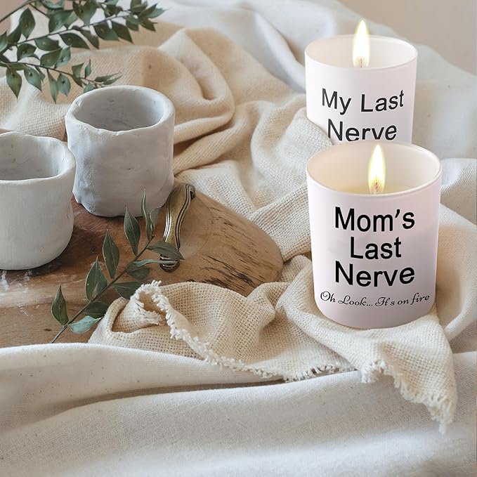 Candle Gifts for Mom from Daughter or Son Funny Cool Unique Christmas Birthday Mothers Day Candles Gifts for Mom Moms Last Nerve Oh Look Its On Fire Lavender Scented Soy Candle